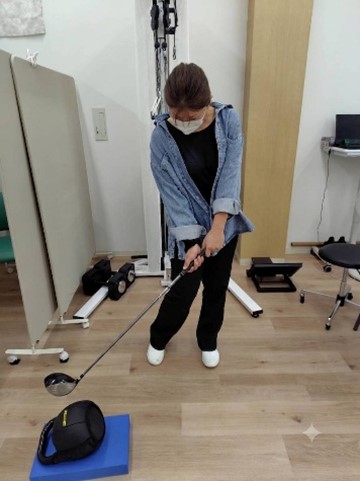 ゴルフクラブを用いた動作練習